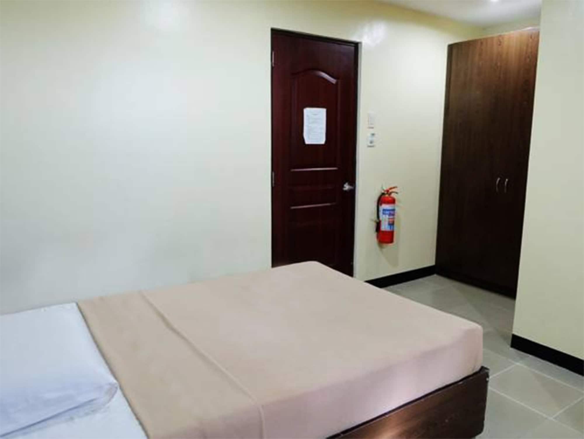 Cleverlearn Residences Lapu-Lapu City Exterior photo