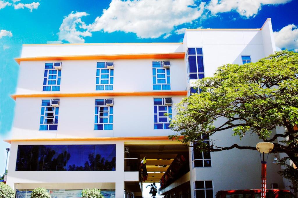 Cleverlearn Residences Lapu-Lapu City Exterior photo
